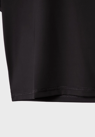 Базовая футболка из полиамида- Заказать в России