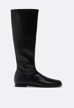 Облегающие сапоги на плоской подошве- Заказать в России