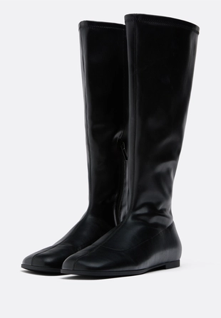 Облегающие сапоги на плоской подошве- Заказать в России