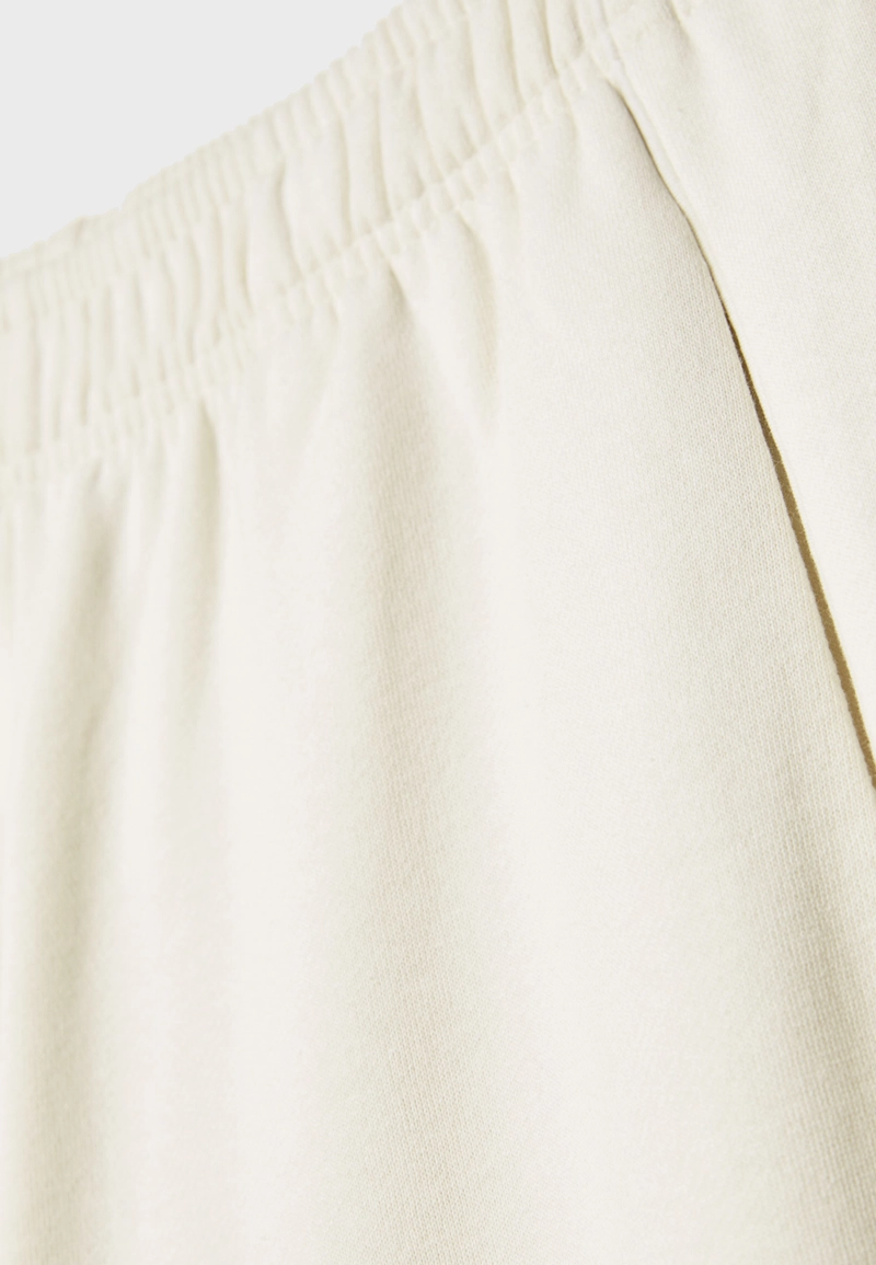 Брюки-джоггеры с кантом