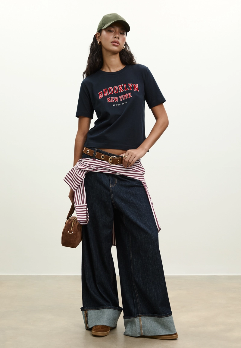 Футболка с вышивкой