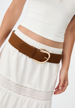 Широкий ремень с золотистой пряжкой- Заказать в России