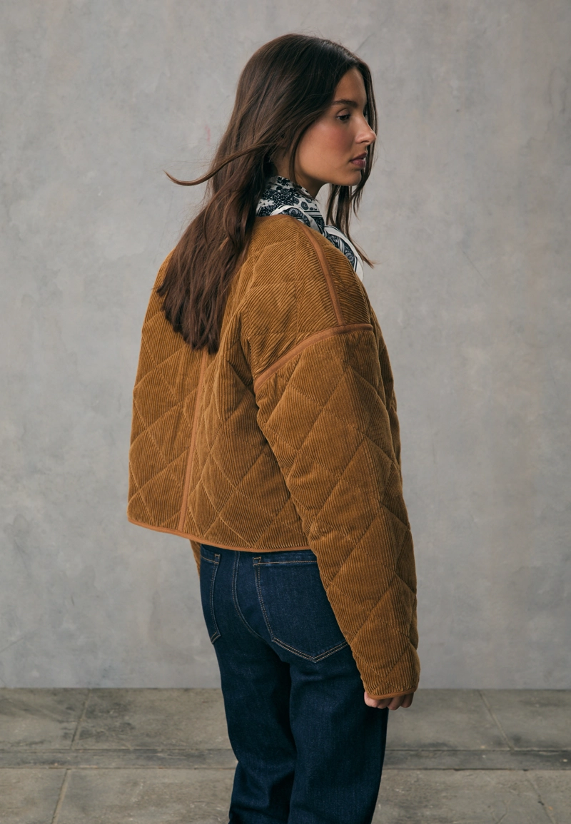 Стеганая вельветовая куртка