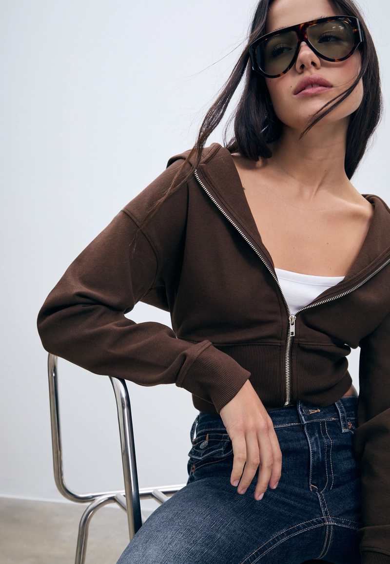 Толстовка с капюшоном на молнии