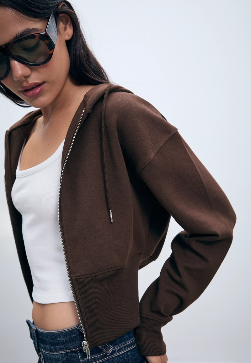 Толстовка с капюшоном на молнии