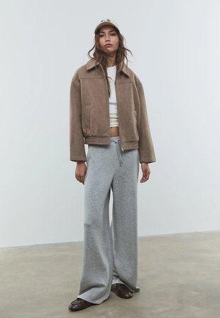 Куртка-бомбер из мягкой ткани- Заказать в России