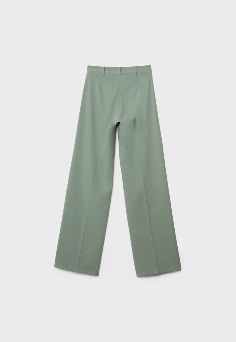 Брюки свободного кроя