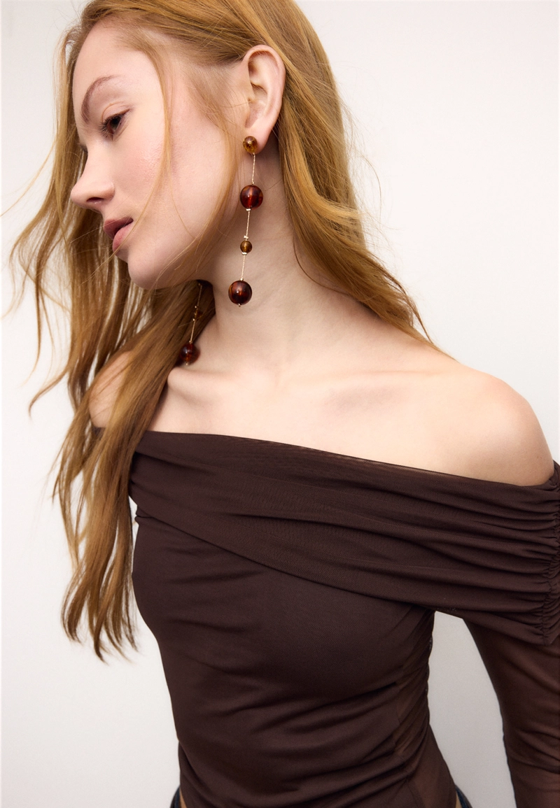 Асимметричная футболка из полупрозрачной ткани