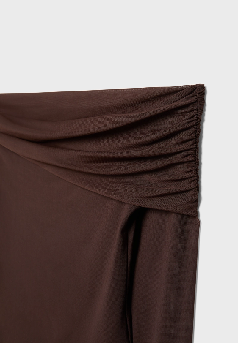 Асимметричная футболка из полупрозрачной ткани