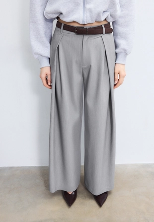 Брюки с макси-защипами и поясом- Заказать в России