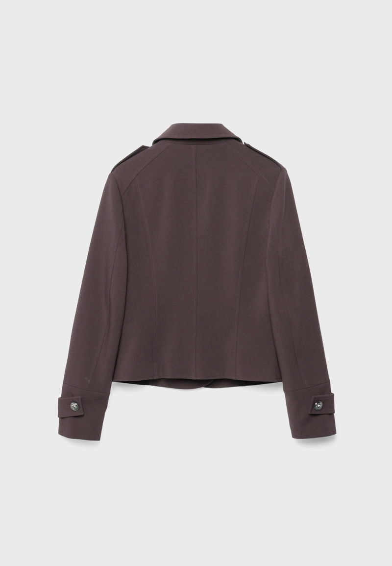 Пиджак с гравированными пуговицами