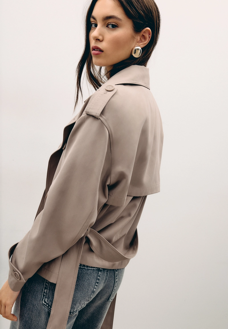 Тренч свободного кроя с поясом