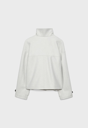 Куртка с высоким воротником и мягкой текстурой- Заказать в России