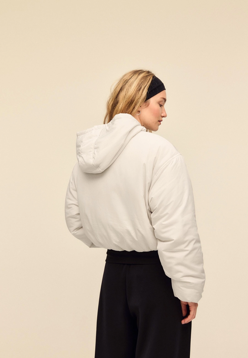 Стеганая куртка-пуховик