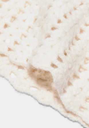 Каскетка из кружева кроше с пайетками- Заказать в России