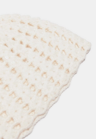 Каскетка из кружева кроше с пайетками- Заказать в России