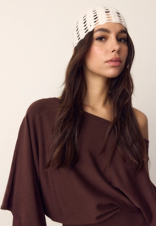 Каскетка из кружева кроше с пайетками- Заказать в России