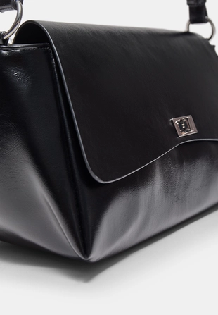 Большая сумка через плечо с клапаном- Заказать в России