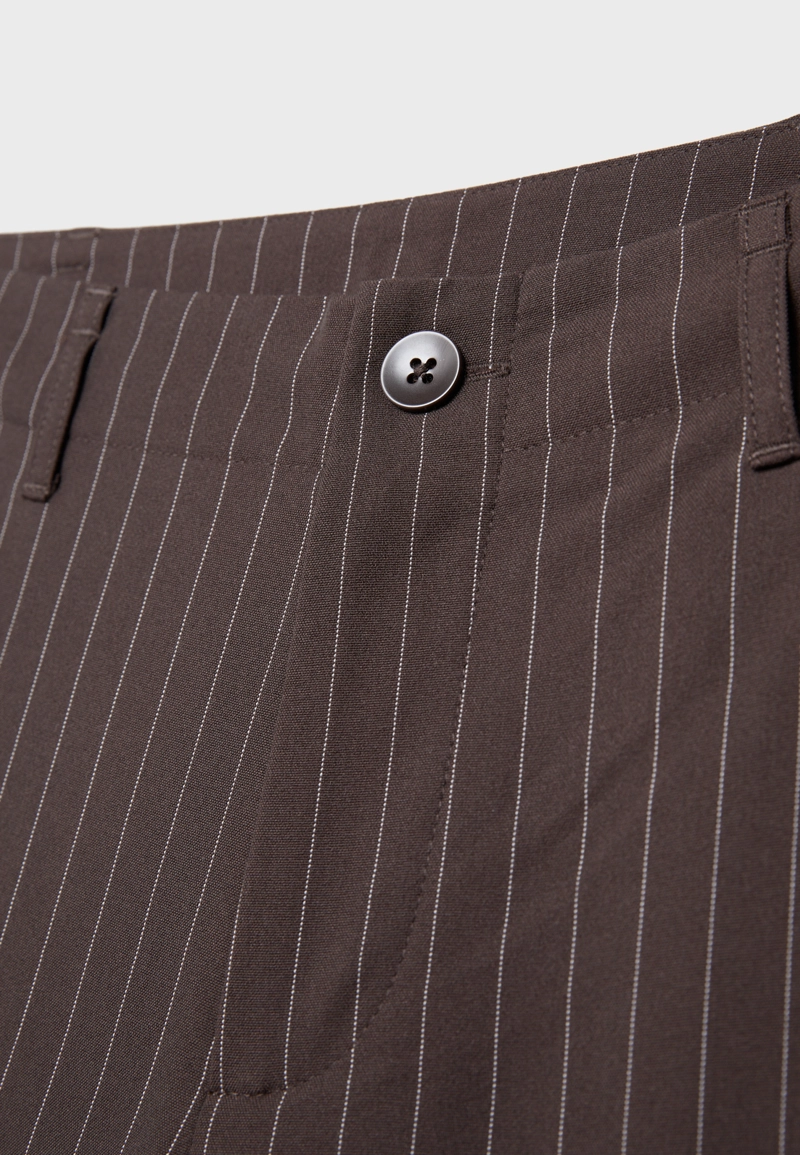 Классические зауженные брюки в полоску