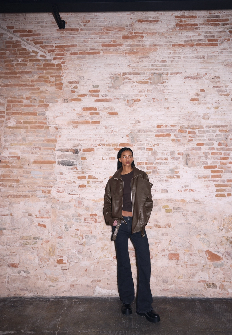 Куртка оверсайз из искусственной кожи с лацканами