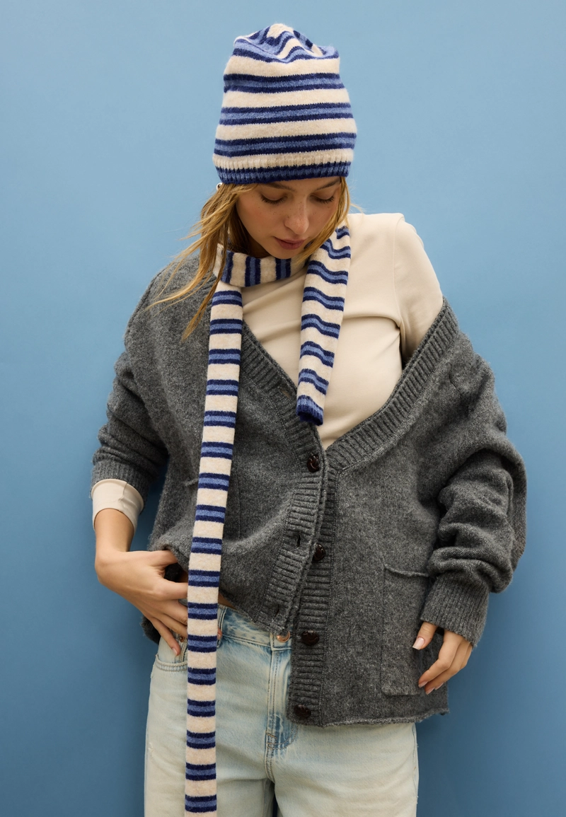 Шапка в полоску