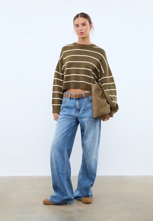 Укороченный полосатый трикотажный свитер- Заказать в России