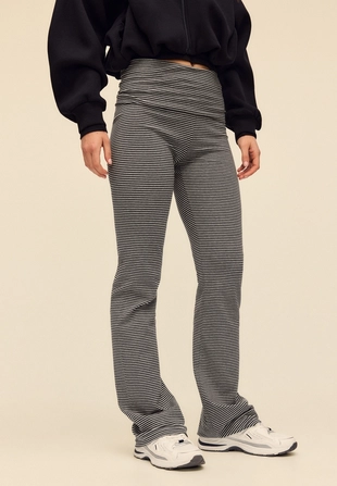 Легинсы клеш в полоску- Заказать в России