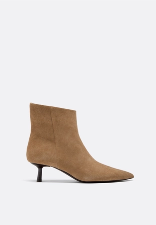 Ботильоны на среднем тонком каблуке из кожи- Заказать в России