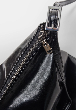 Мини-сумка на плечо с мягкой текстурой и молниями- Заказать в России