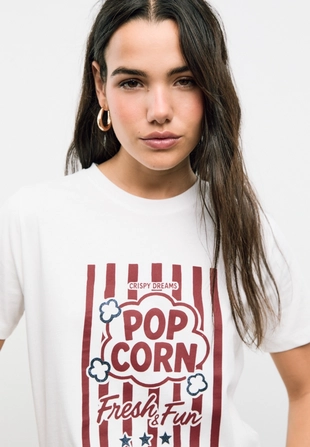 Футболка с попкорном и блестящая отделка- Заказать в России
