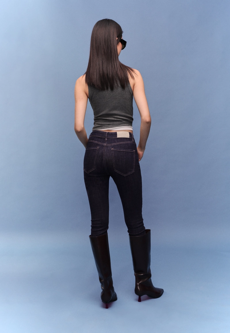 Джинсы скинни D07 с классической посадкой