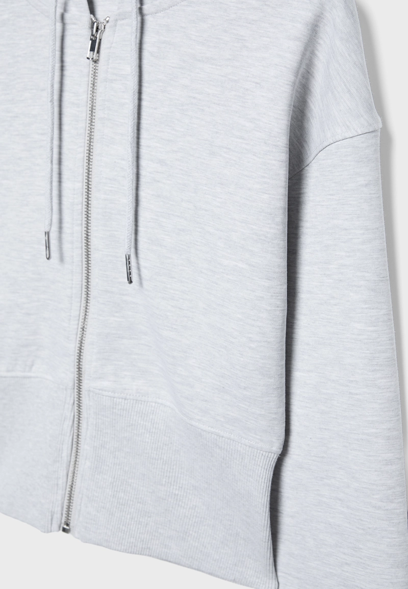 Толстовка на молнии с капюшоном