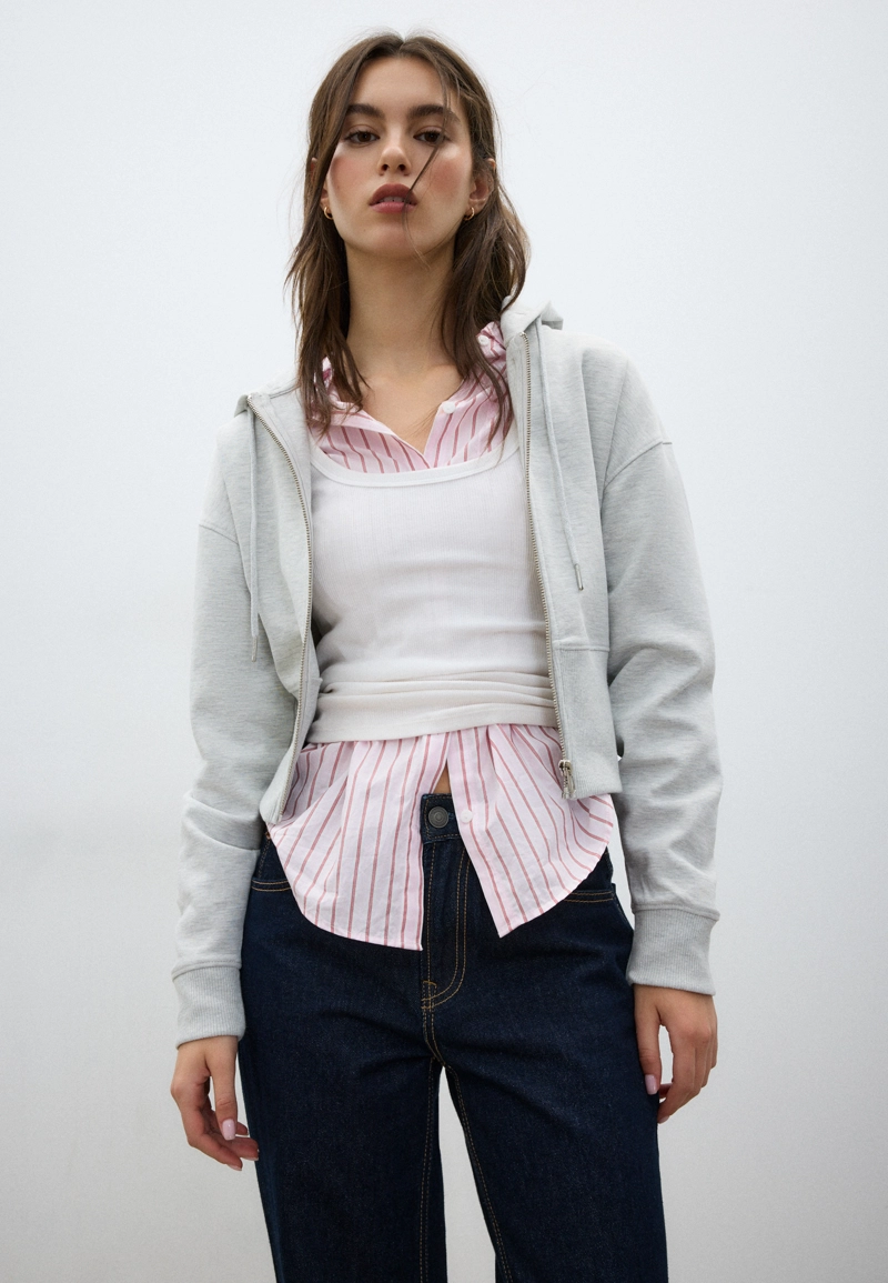 Толстовка на молнии с капюшоном