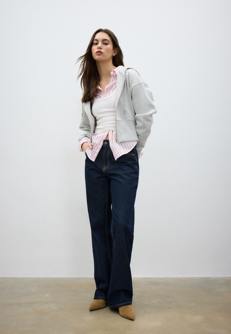 Толстовка на молнии с капюшоном