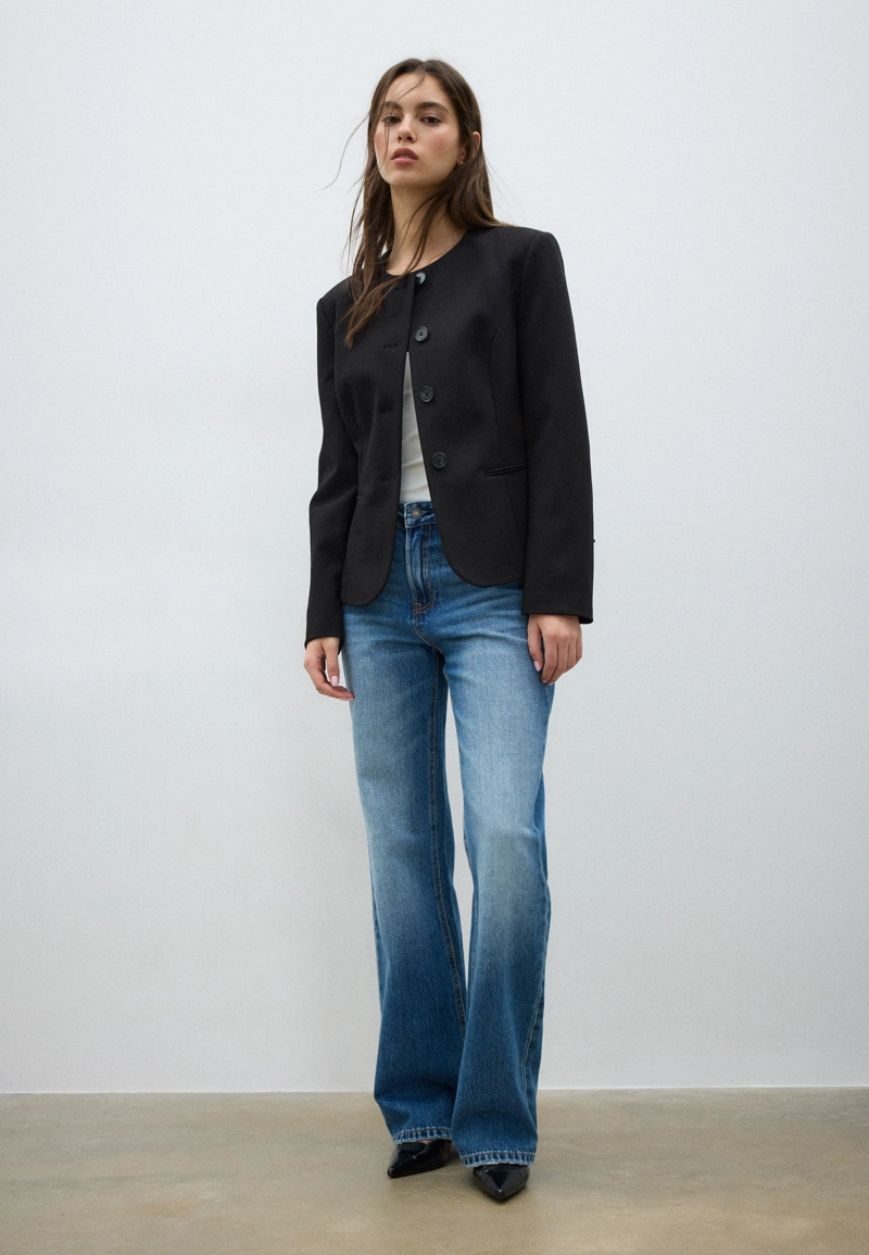 Пиджак без воротника