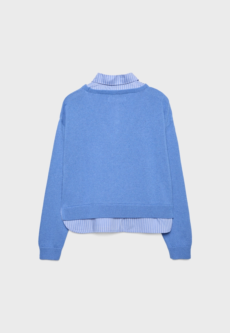 Двухматериальный вязаный свитер