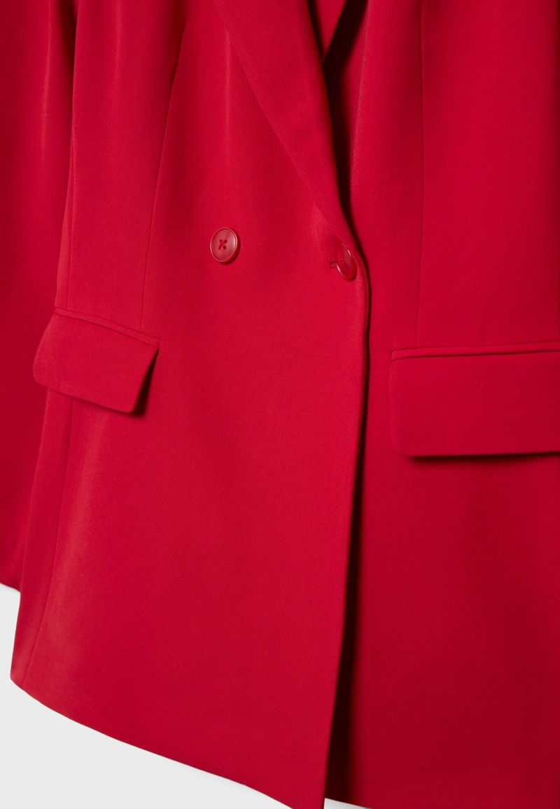 Приталенный пиджак