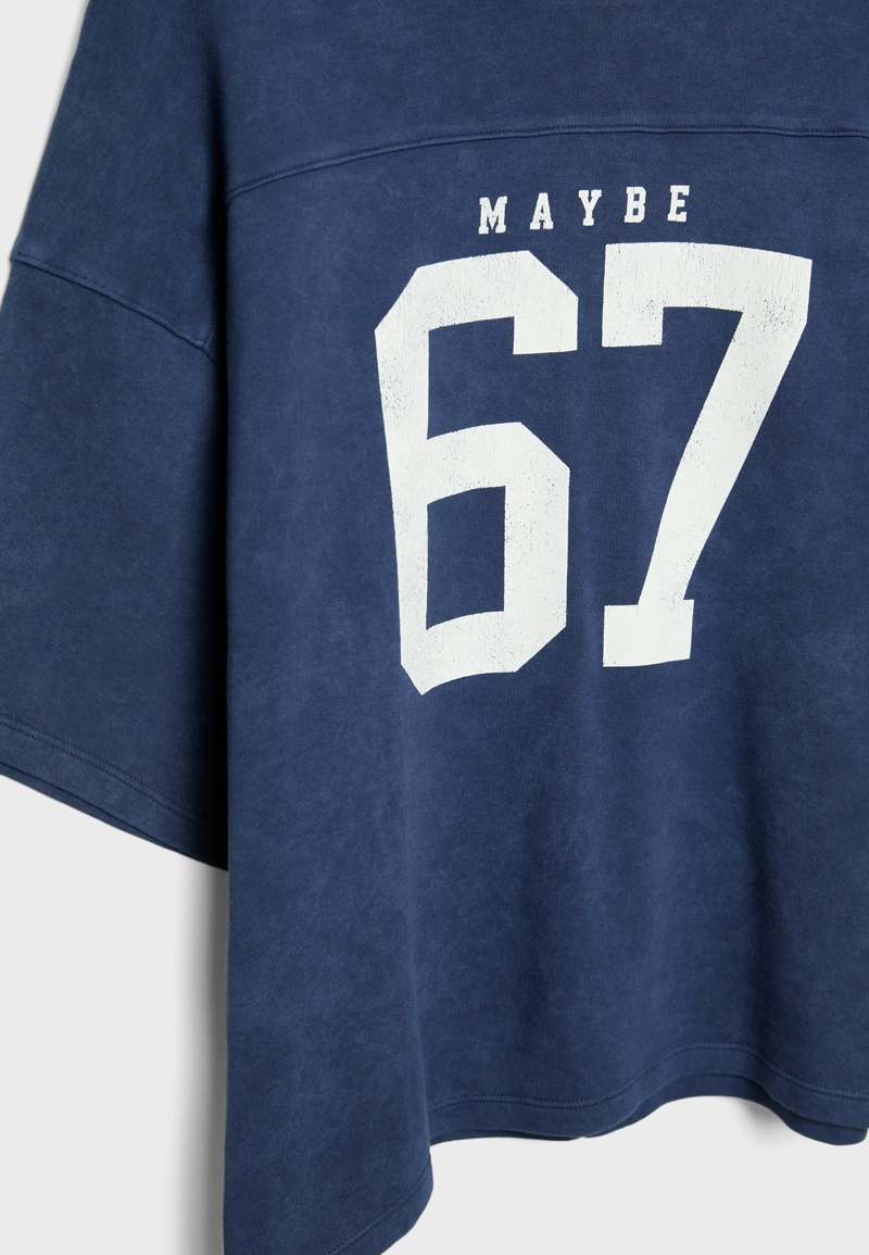 Футболка с короткими рукавами и графическим принтом