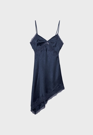 Короткое атласное платье асимметричного кроя- Заказать в России