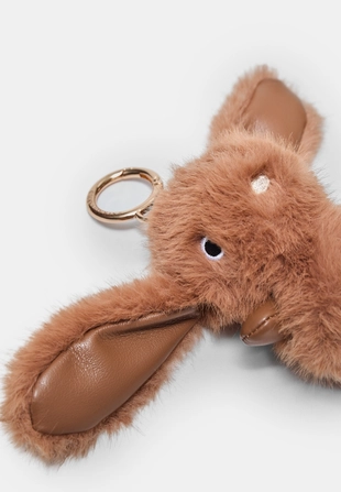 RABBIT CHARM KEYRING- Заказать в России