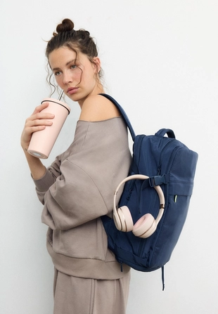 Спортивный рюкзак- Заказать в России