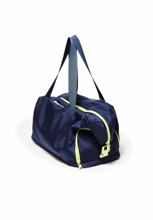 Сумка с контрастной отделкой- Заказать в России