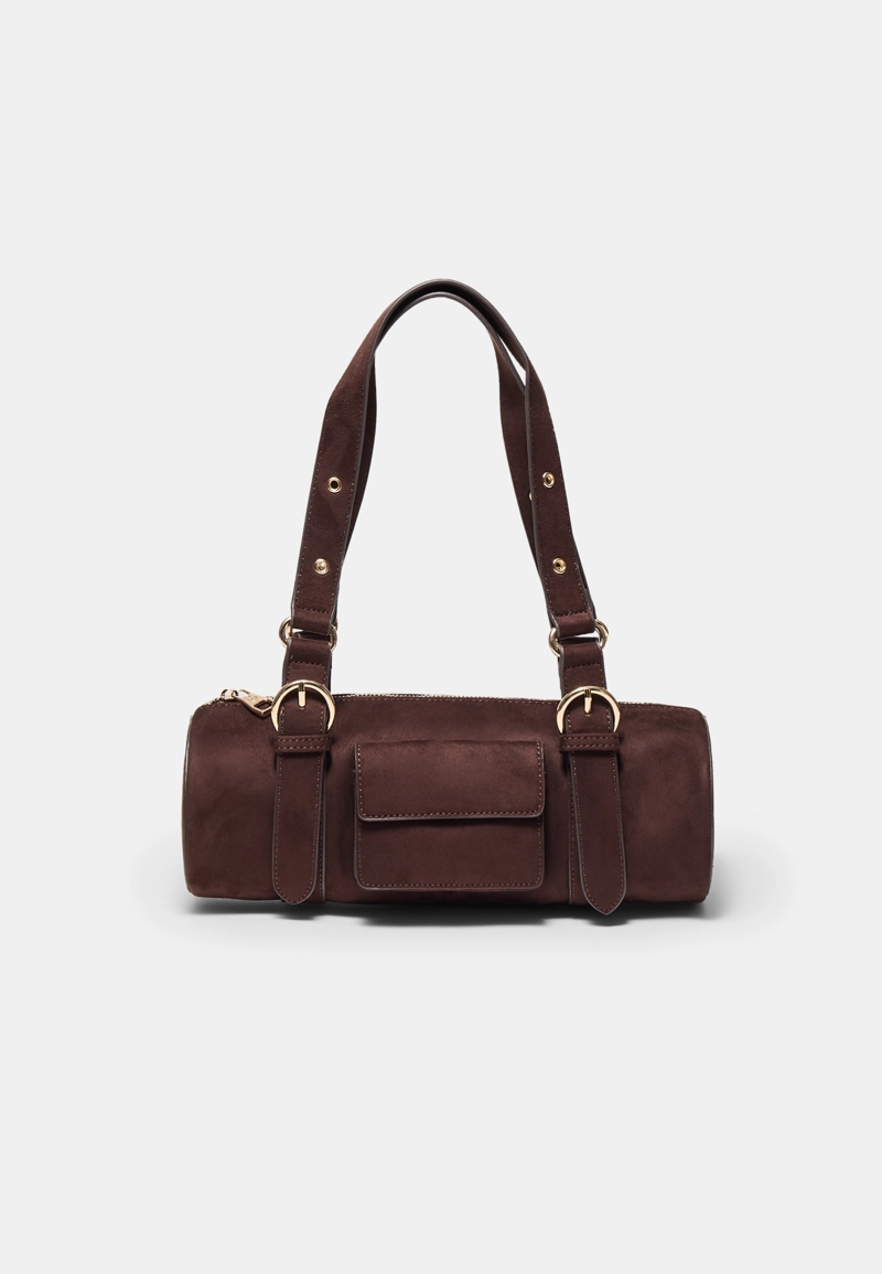 Сумка-боулинг с металлическими деталями