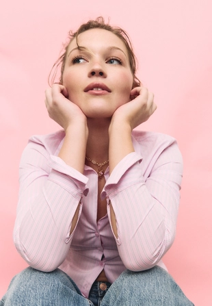 Приталенная базовая рубашка в полоску- Заказать в России