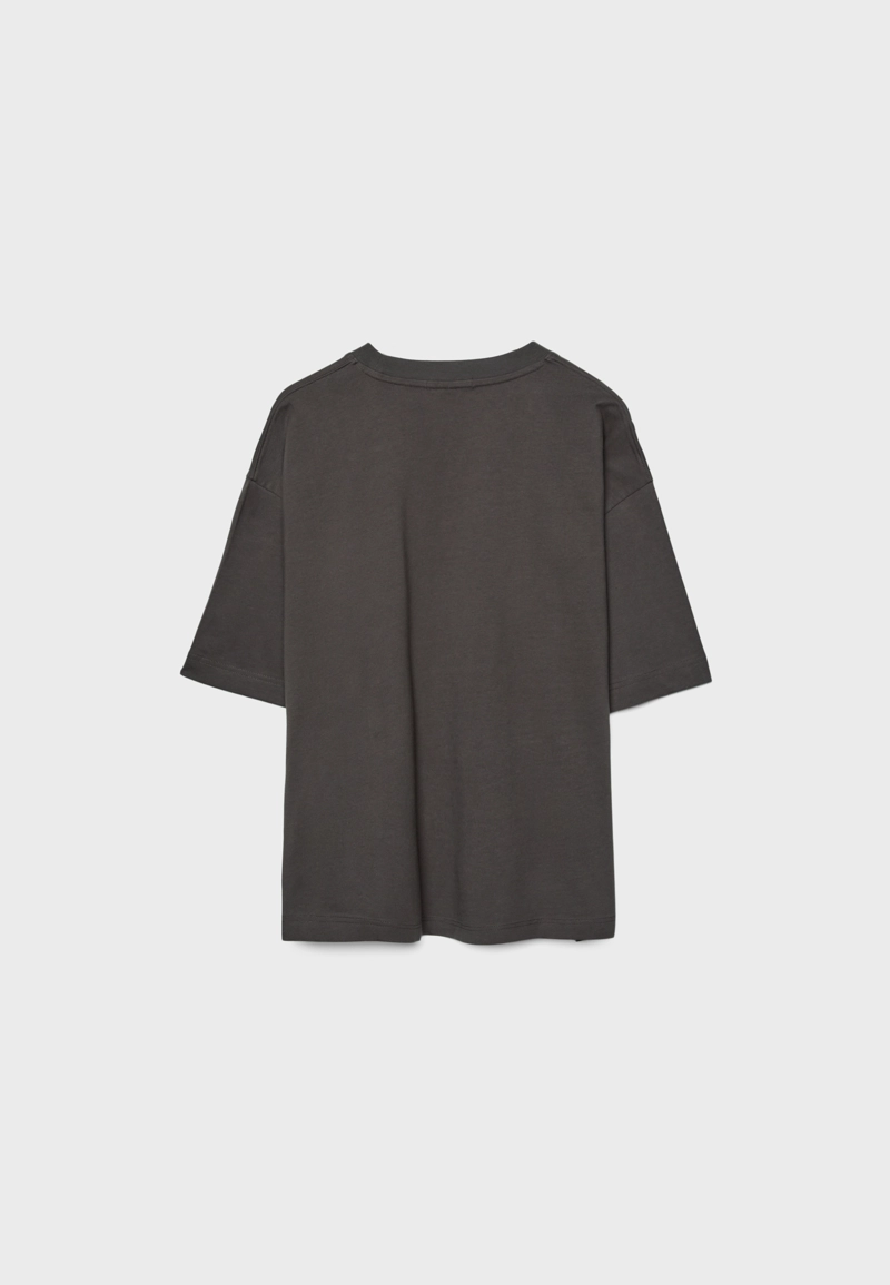 Футболка оверсайз с короткими рукавами