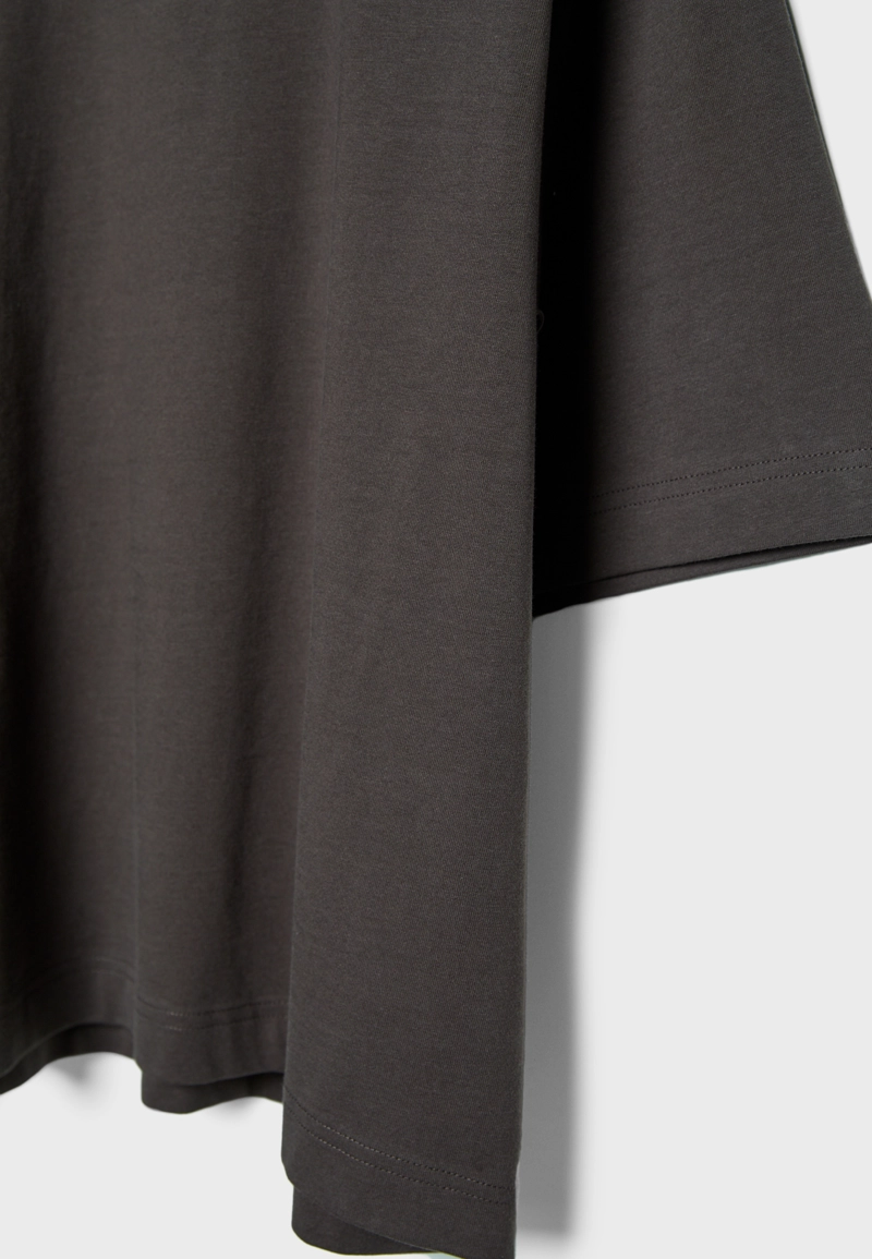 Футболка оверсайз с короткими рукавами