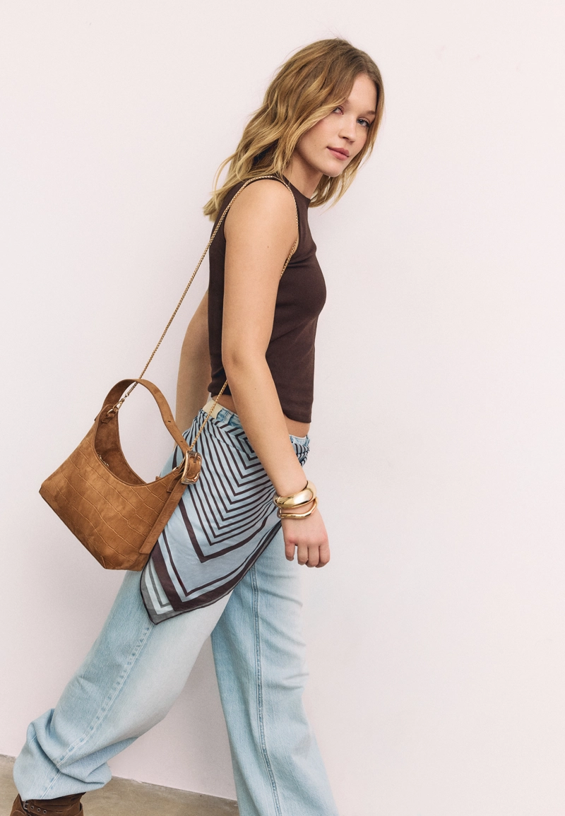 Сумка на плечо из искусственной замши с пряжкой