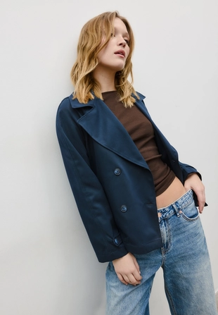 Короткий струящийся тренч с поясом- Заказать в России