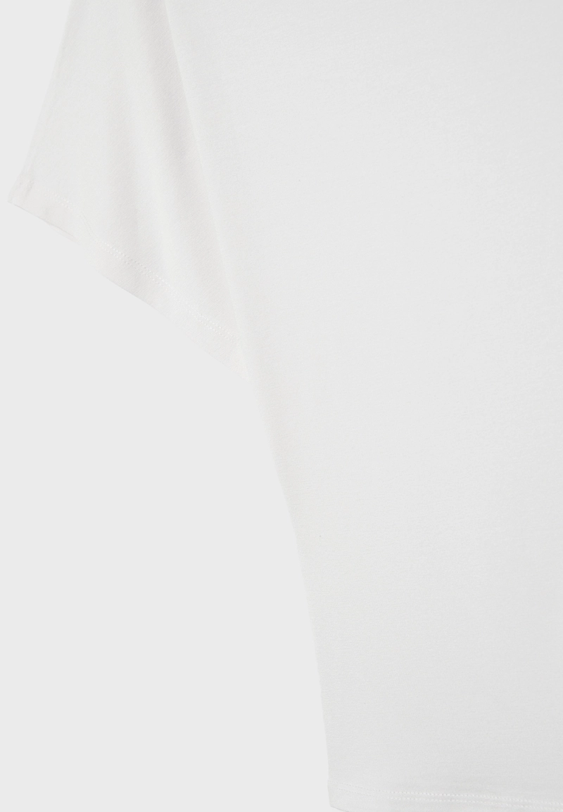 Футболка с вырезом-лодочкой и короткими рукавами