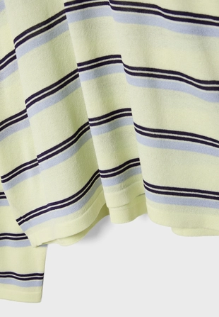 Тонкий трикотажный свитер в полоску- Заказать в России